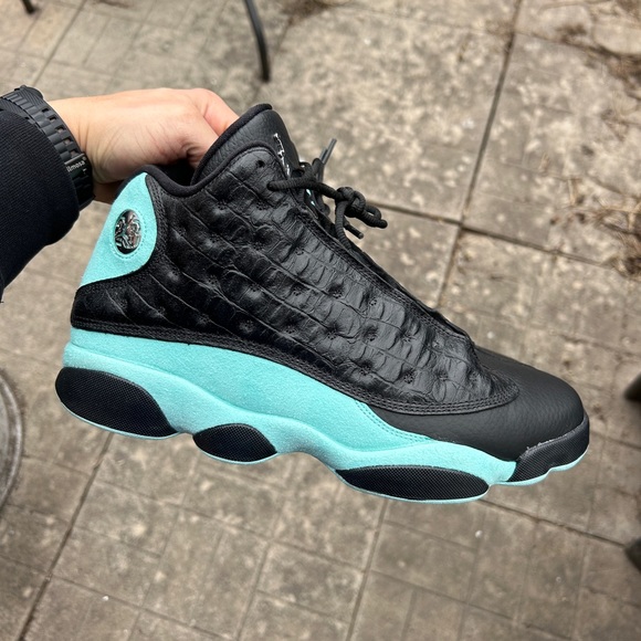 Jordan 13 Retro Island Green
Size 11 - Picture 8 of 8